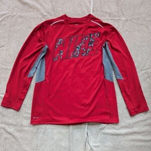 Nike Dri-Fit Long Sleeve Tee, size Youth XL